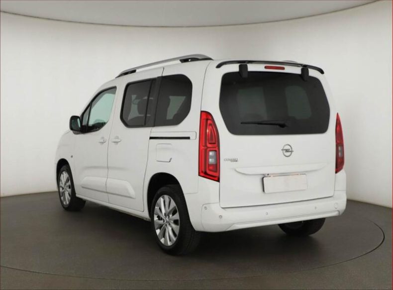 Opel Combo - hlavní fotka