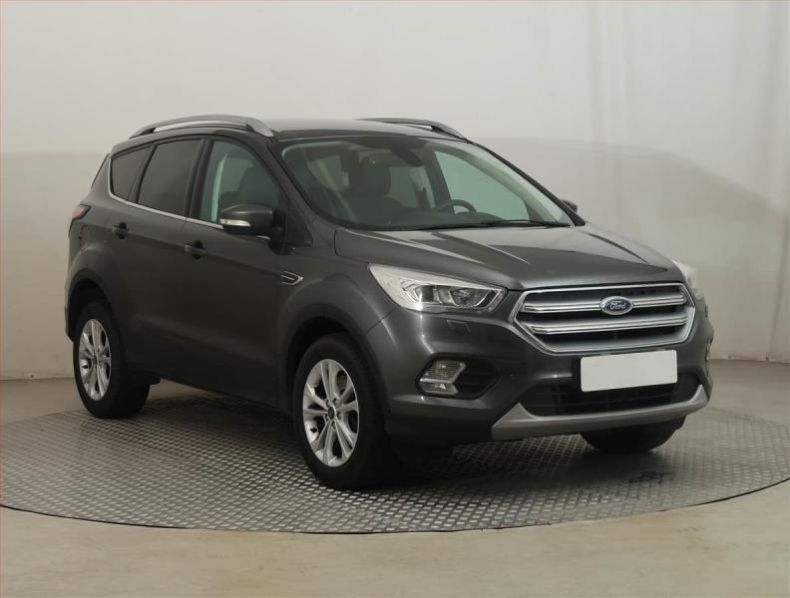 Ford Kuga - hlavní foto