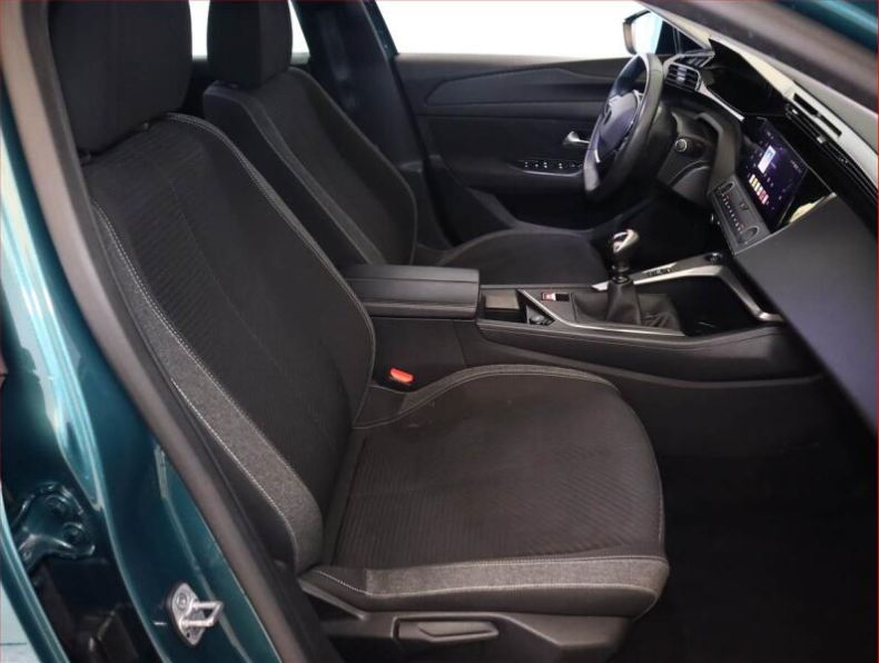 Peugeot 308 - hlavní fotka