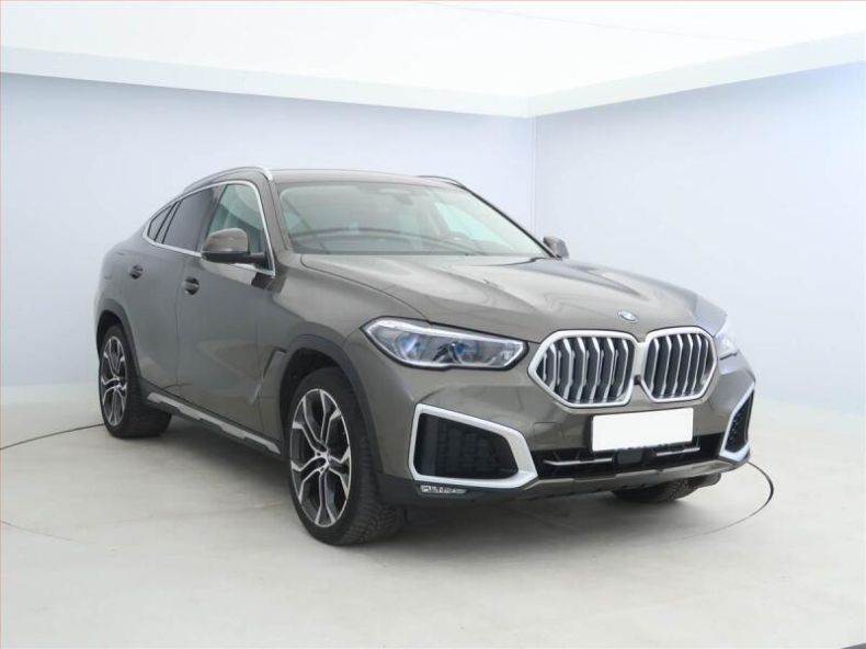 BMW X6 - hlavní foto