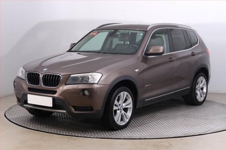 BMW X3 - hlavní fotka