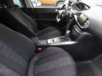 Peugeot 308 - fotka číslo 8