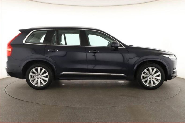 Volvo XC90 - hlavní fotka