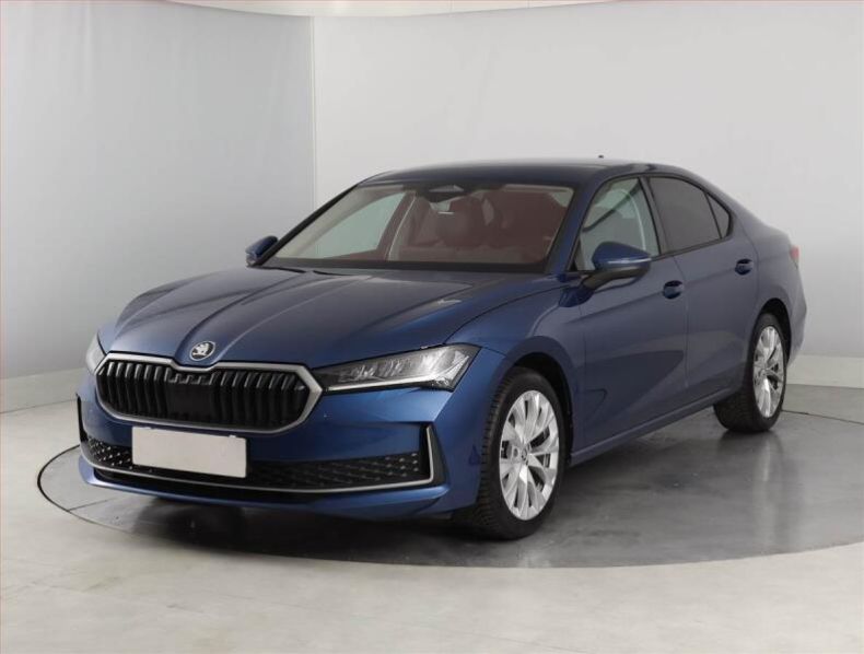 Škoda Superb - hlavní fotka