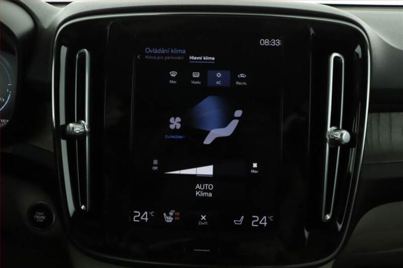 Volvo XC40 - hlavní fotka