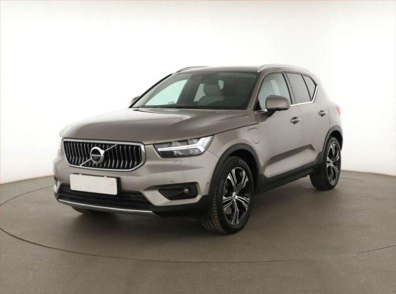 Volvo XC40 - hlavní fotka