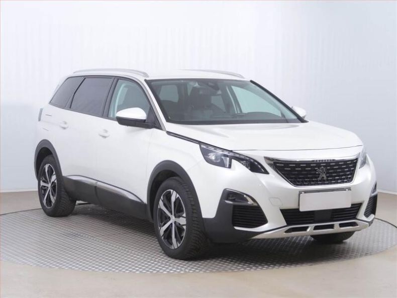 Peugeot 5008 - hlavní foto