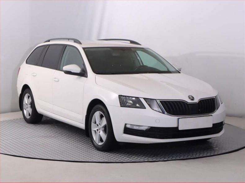 Škoda Octavia - hlavní foto
