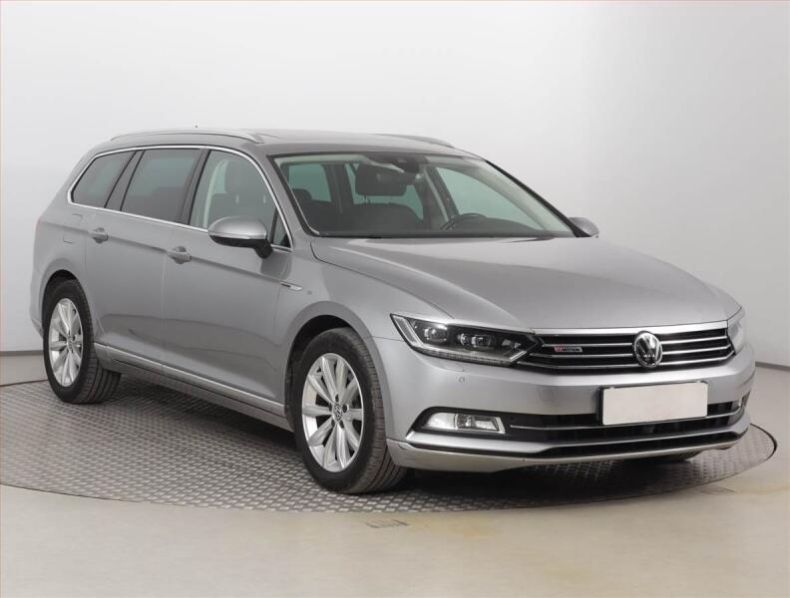 Volkswagen Passat - hlavní fotka inzerátu