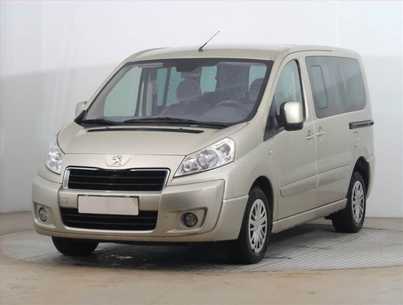 Peugeot Expert - hlavní fotka