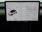 Tesla Model 3 - fotka číslo 10