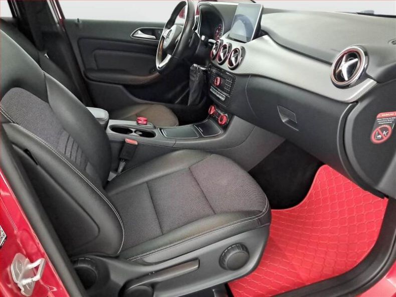Mercedes Třída B - hlavní fotka