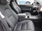 Tesla Model 3 - fotka číslo 8