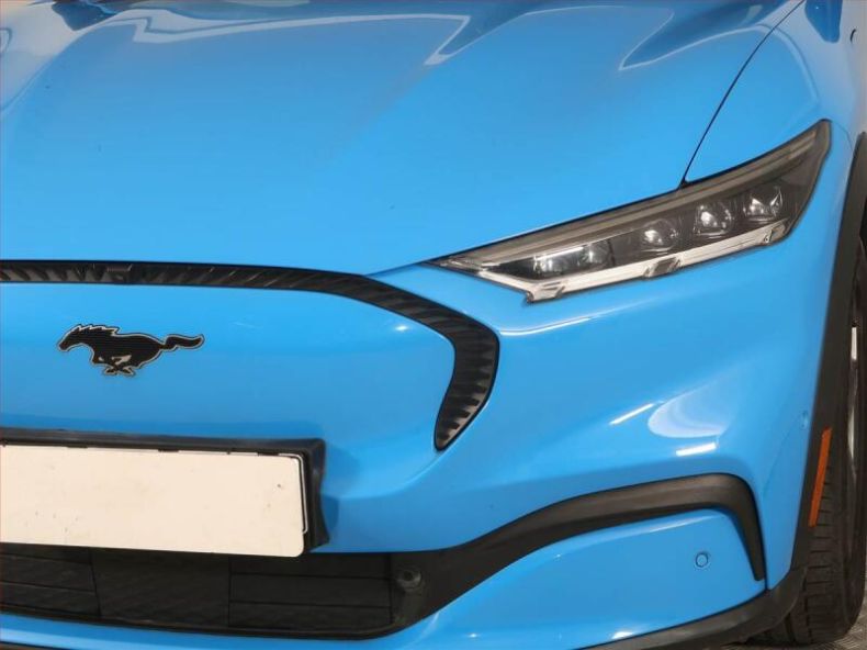 Ford Mustang Mach-E - hlavní fotka