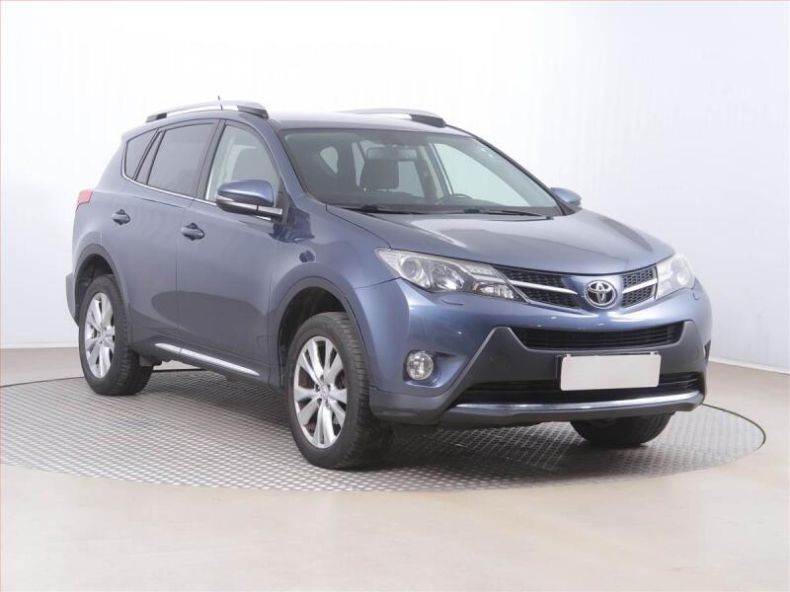 Toyota RAV 4 - hlavní foto
