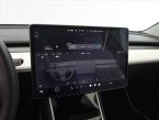 Tesla Model 3 - fotka číslo 14