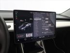 Tesla Model 3 - fotka číslo 18