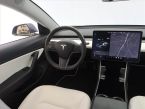 Tesla Model 3 - fotka číslo 6
