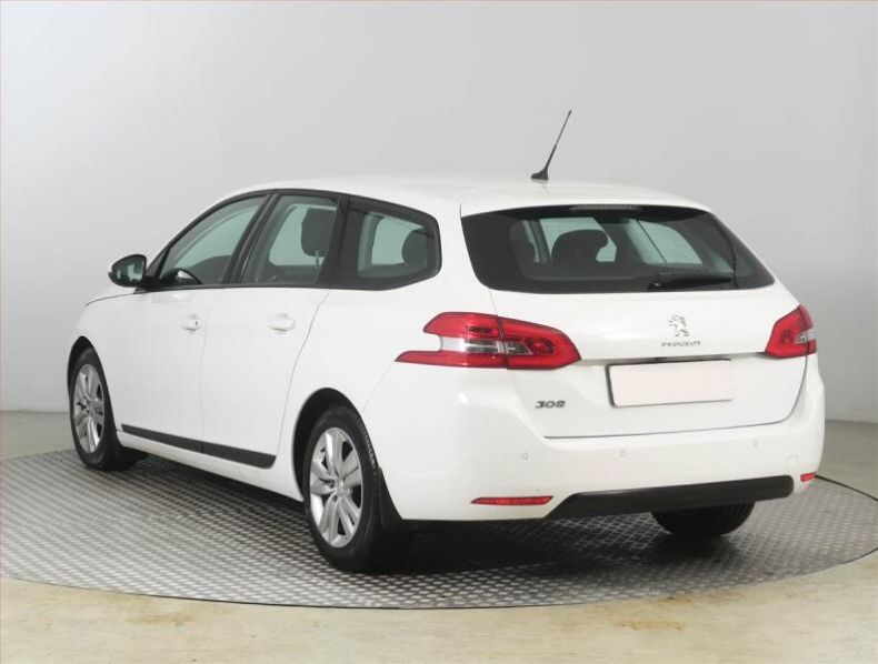 Peugeot 308 - hlavní fotka