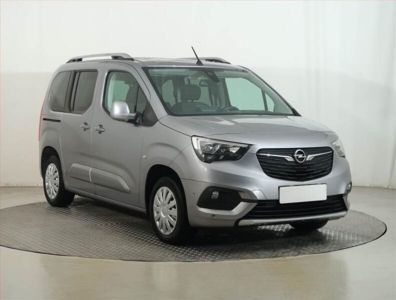 Opel Combo - hlavní foto
