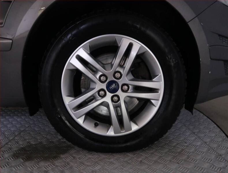 Ford S-MAX - hlavní fotka