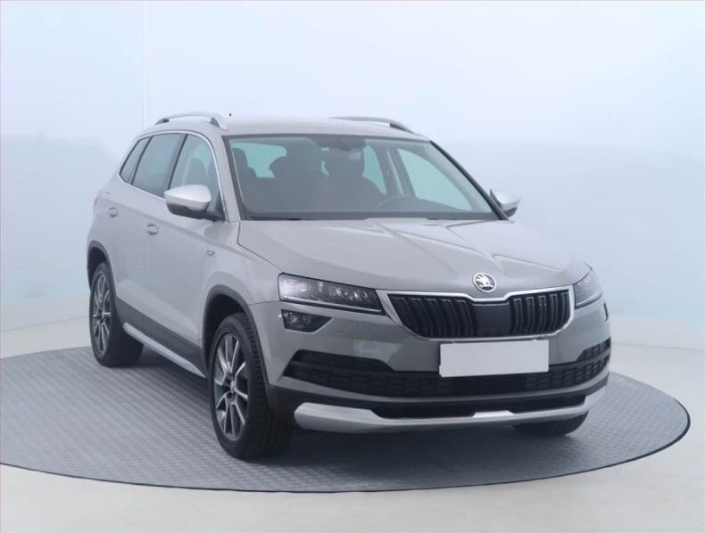 Škoda Karoq - hlavní foto