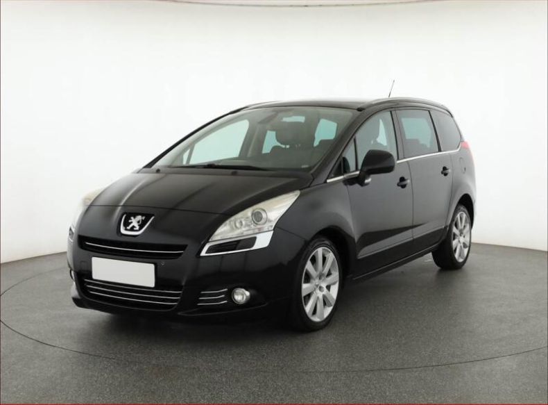 Peugeot 5008 - hlavní fotka