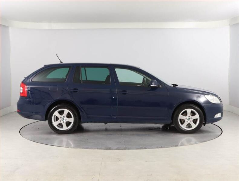 Škoda Octavia - hlavní fotka