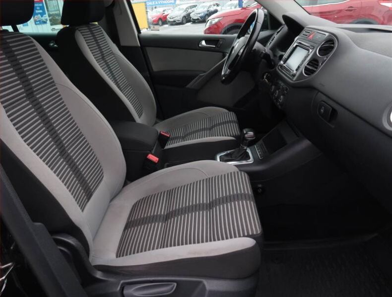 Volkswagen Tiguan - hlavní fotka