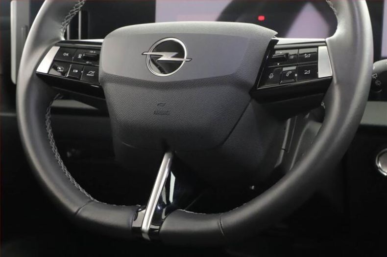 Opel Astra - hlavní fotka