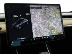 Tesla Model 3 - fotka číslo 8