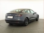 Tesla Model 3 - fotka číslo 4