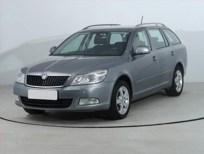 Škoda Octavia - hlavní fotka