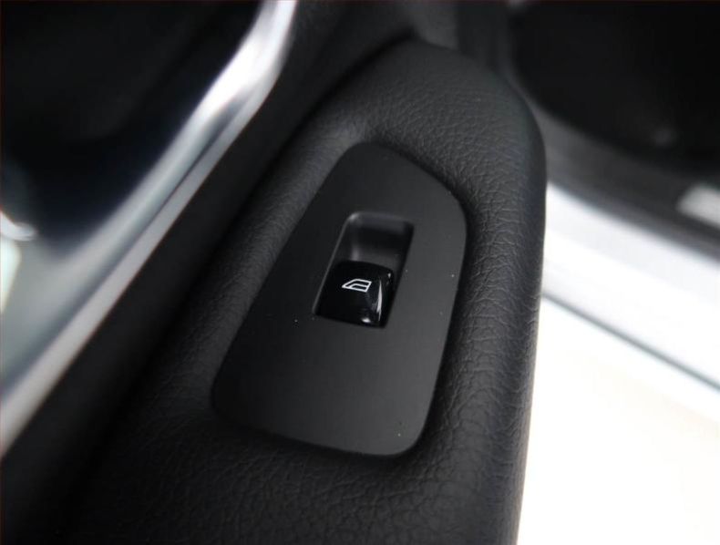 Volvo XC90 - hlavní fotka