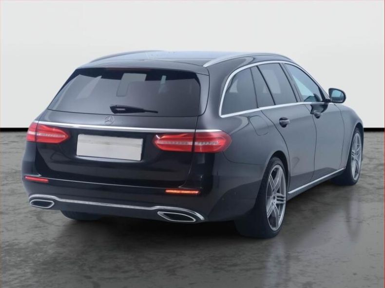 Mercedes Třída E - hlavní fotka