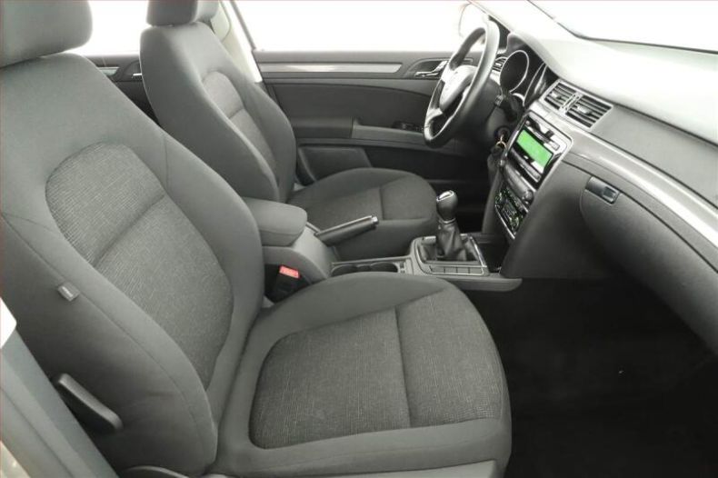 Škoda Superb - hlavní fotka