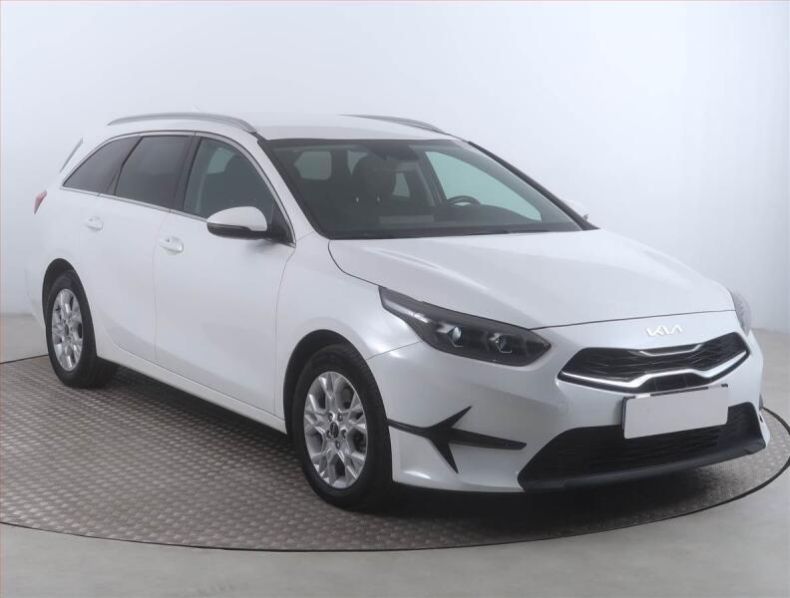 Kia Cee'd - hlavní foto