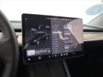 Tesla Model Y - fotka číslo 24