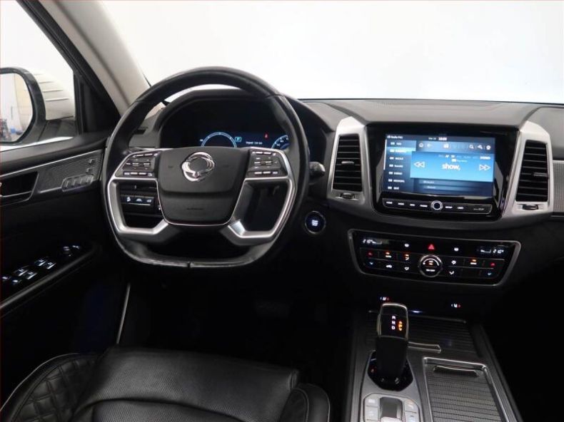 SsangYong Rexton - hlavní fotka