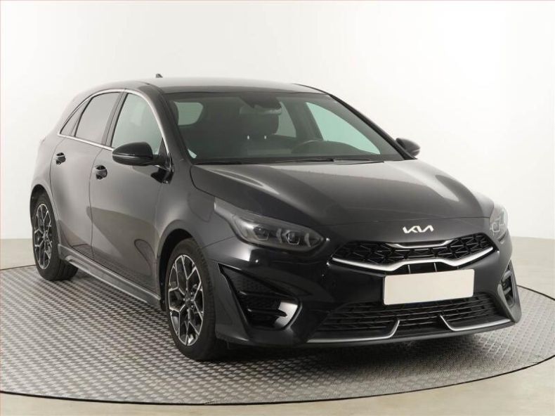 Kia Cee'd - hlavní foto