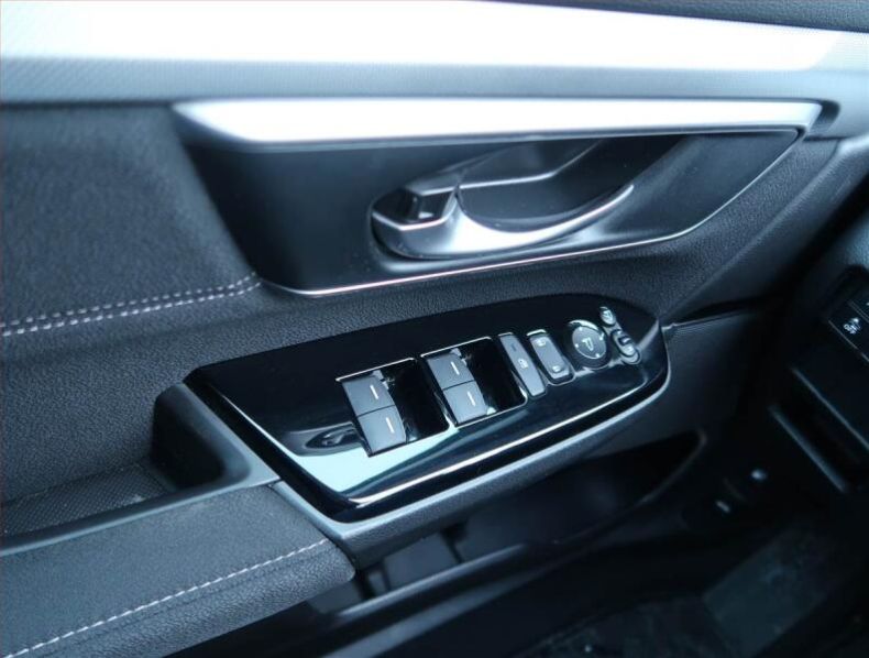 Honda CR-V - hlavní fotka