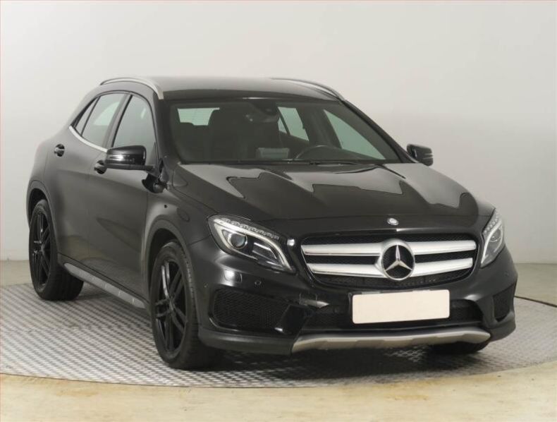 Mercedes Třída GLA - hlavní foto