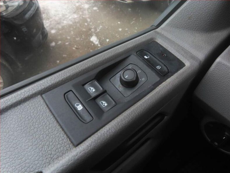 Volkswagen Transporter - hlavní fotka