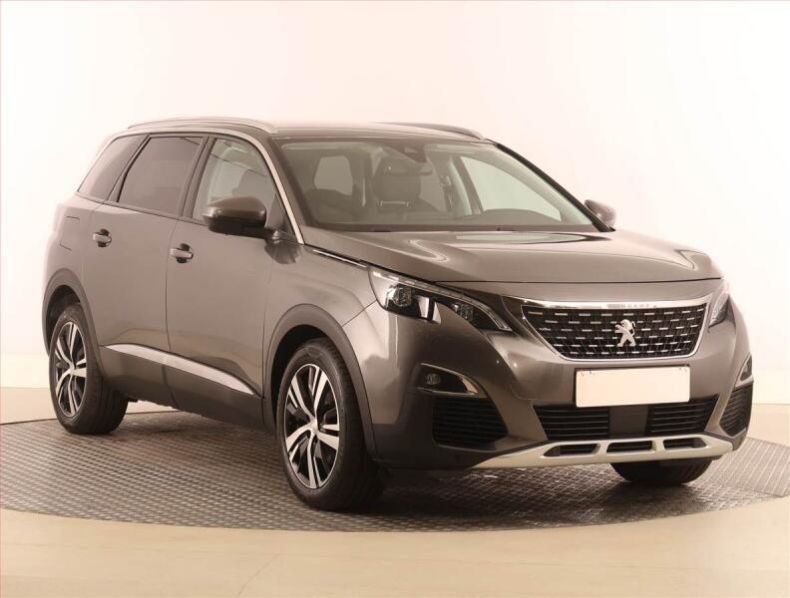 Peugeot 5008 - hlavní foto