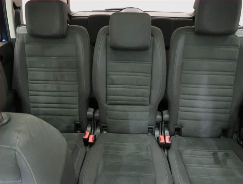 Volkswagen Touran - hlavní fotka