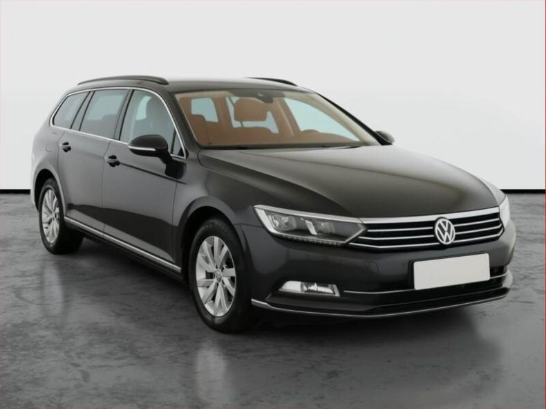 Volkswagen Passat - hlavní fotka inzerátu