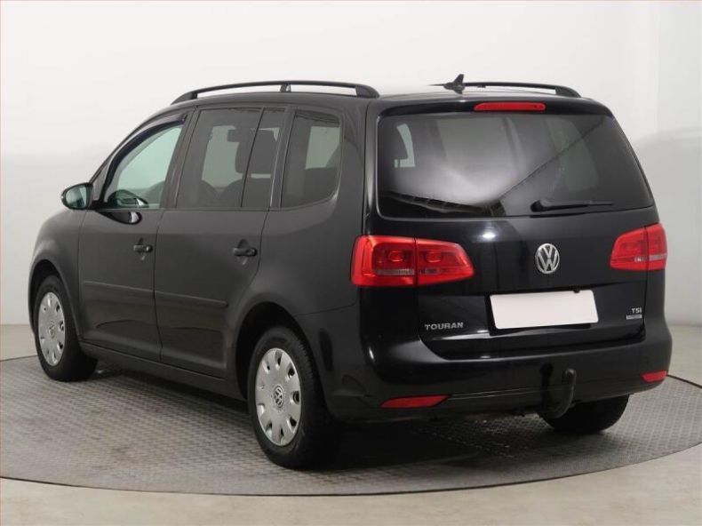 Volkswagen Touran - hlavní fotka