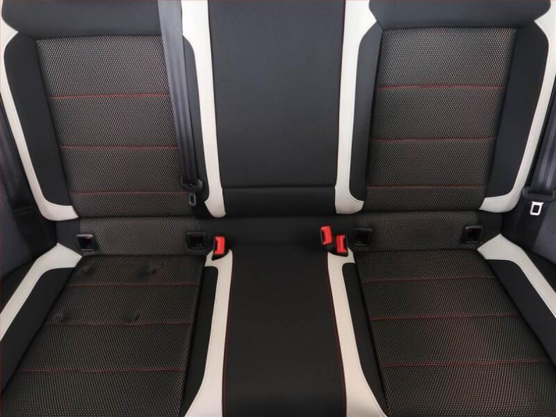 Volkswagen T-Roc - hlavní fotka