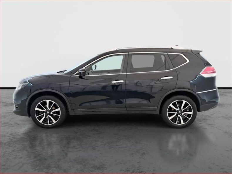 Nissan X-Trail - hlavní fotka