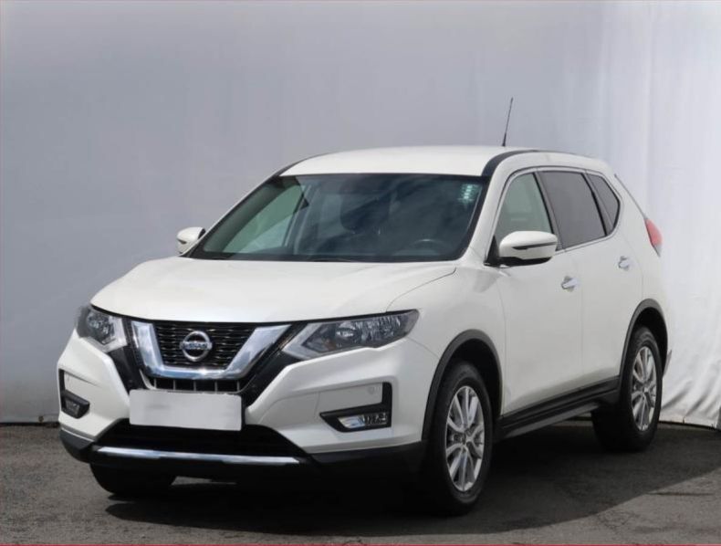 Nissan X-Trail - hlavní fotka